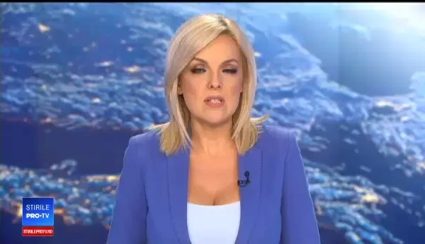 Poza pentru care Macron a fost criticat: Charles de Gaulle s-ar răsuci în mormânt