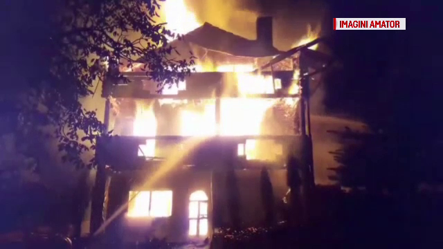 Un televizor lăsat în priză a provocat un incendiu devastator