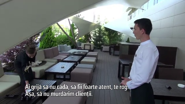 CAMERA ASCUNSĂ. Efectele lipsei de meseriași din restaurante. ”Nu prea ștergeți mesele, nu?”