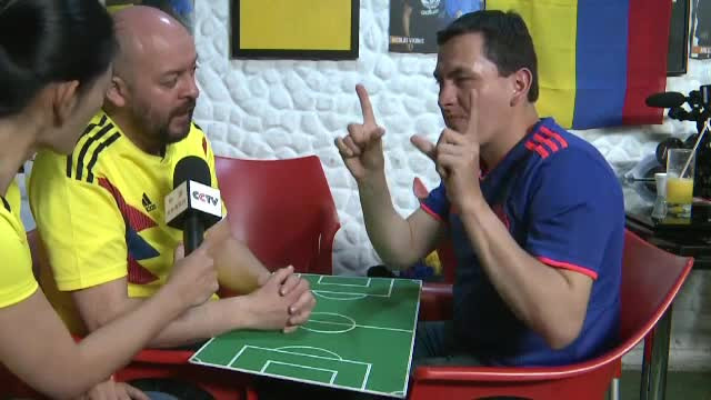 Gestul incredibil făcut de un columbian pentru prietenul său nevăzător și surd