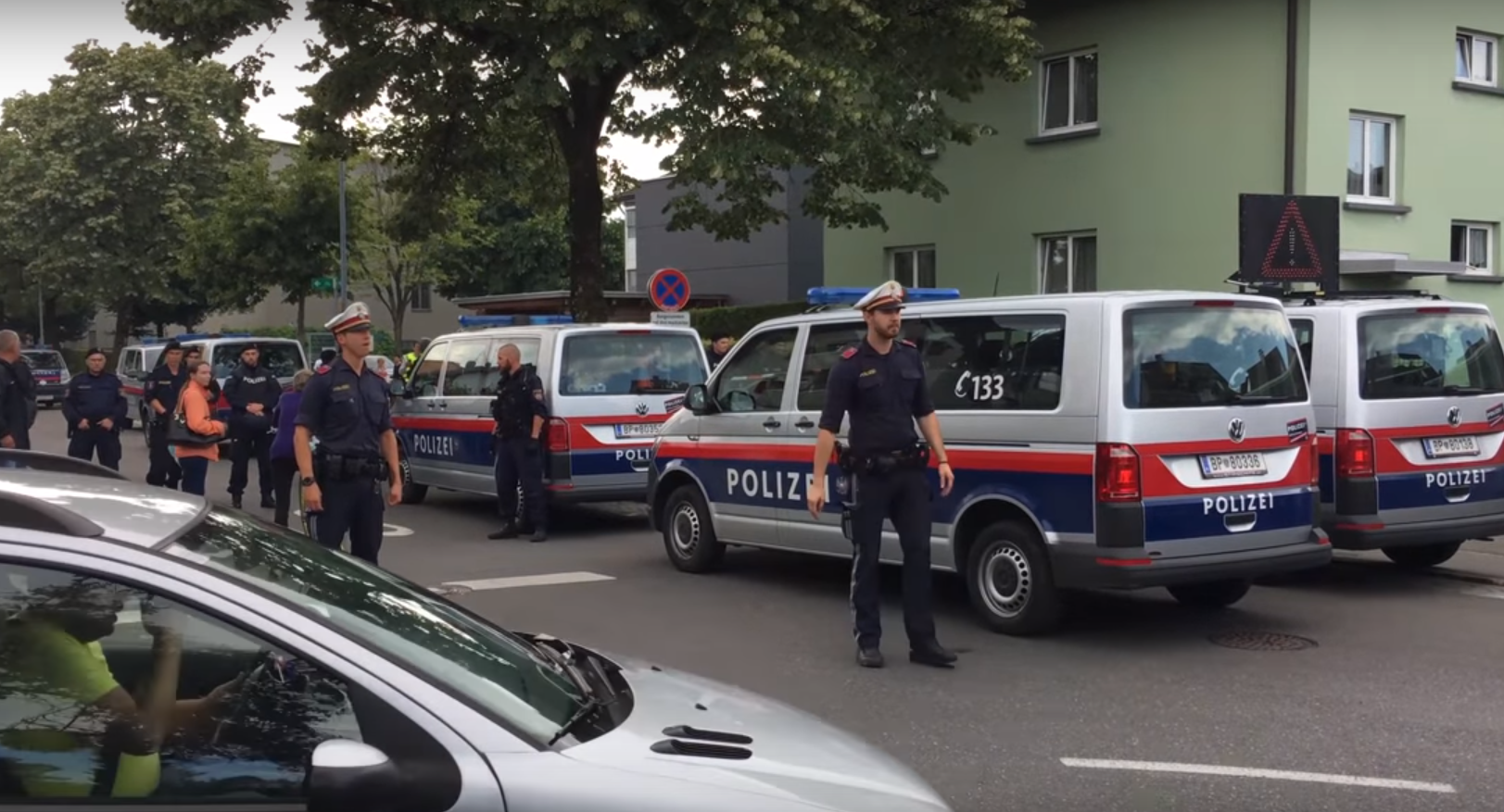 Româncă moartă în Austria, după o ceartă cu iubitul, tot român. Ce au descoperit polițiștii în casa lor