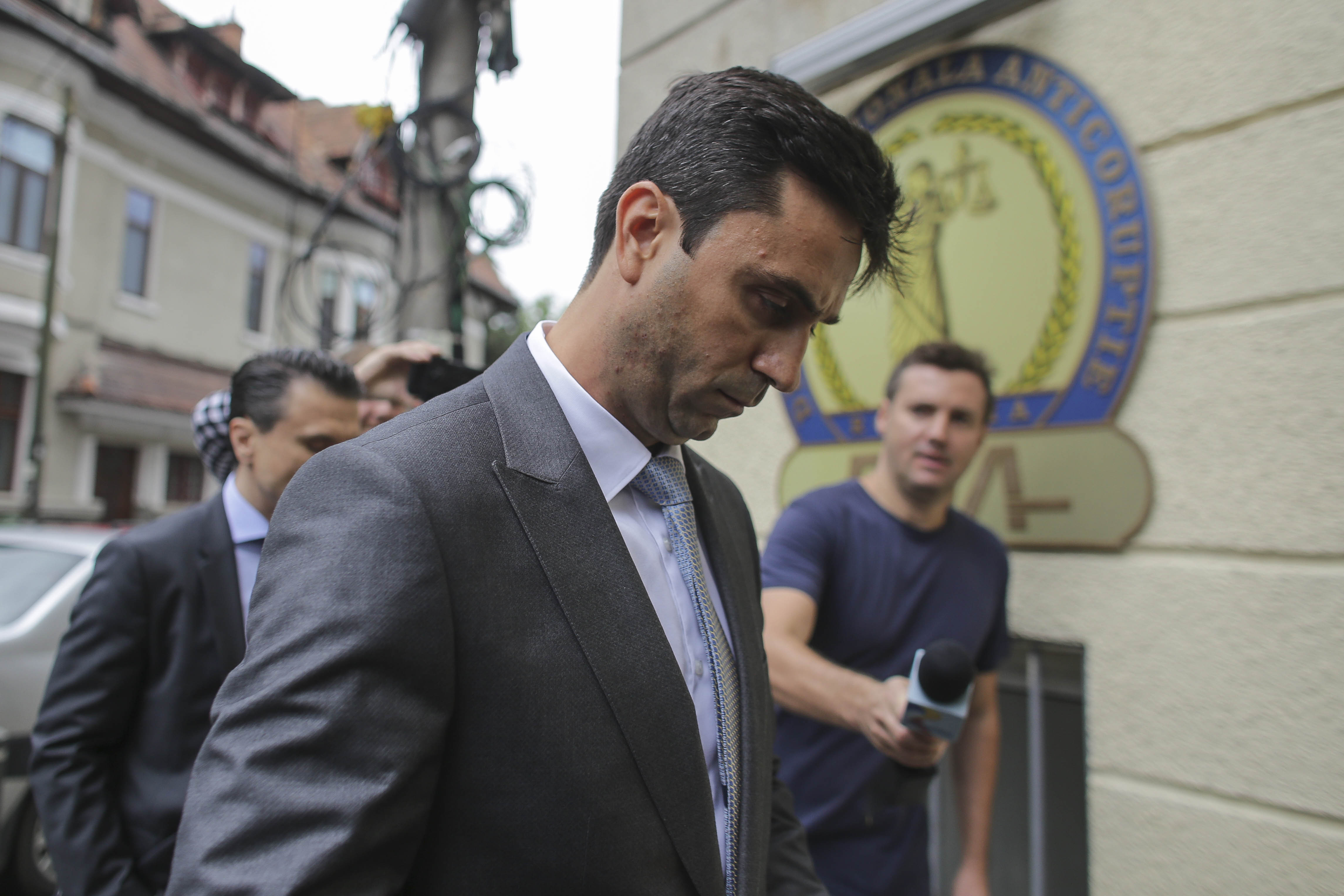 Șeful DGA, acuzat din nou că și-a plagiat lucrarea de doctorat. Cum se apără chestorul