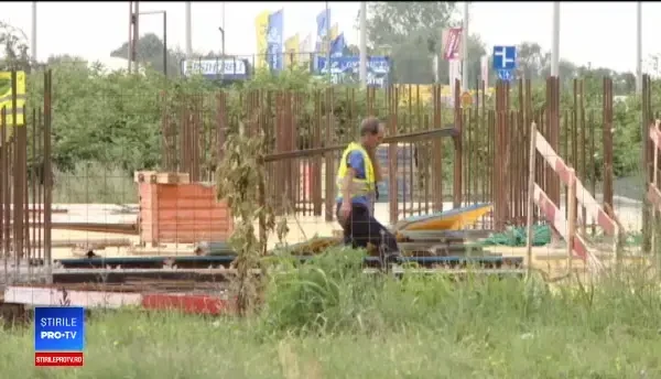 Criză pe piața muncii. Patronii le oferă angajaților locuințe, gratuit