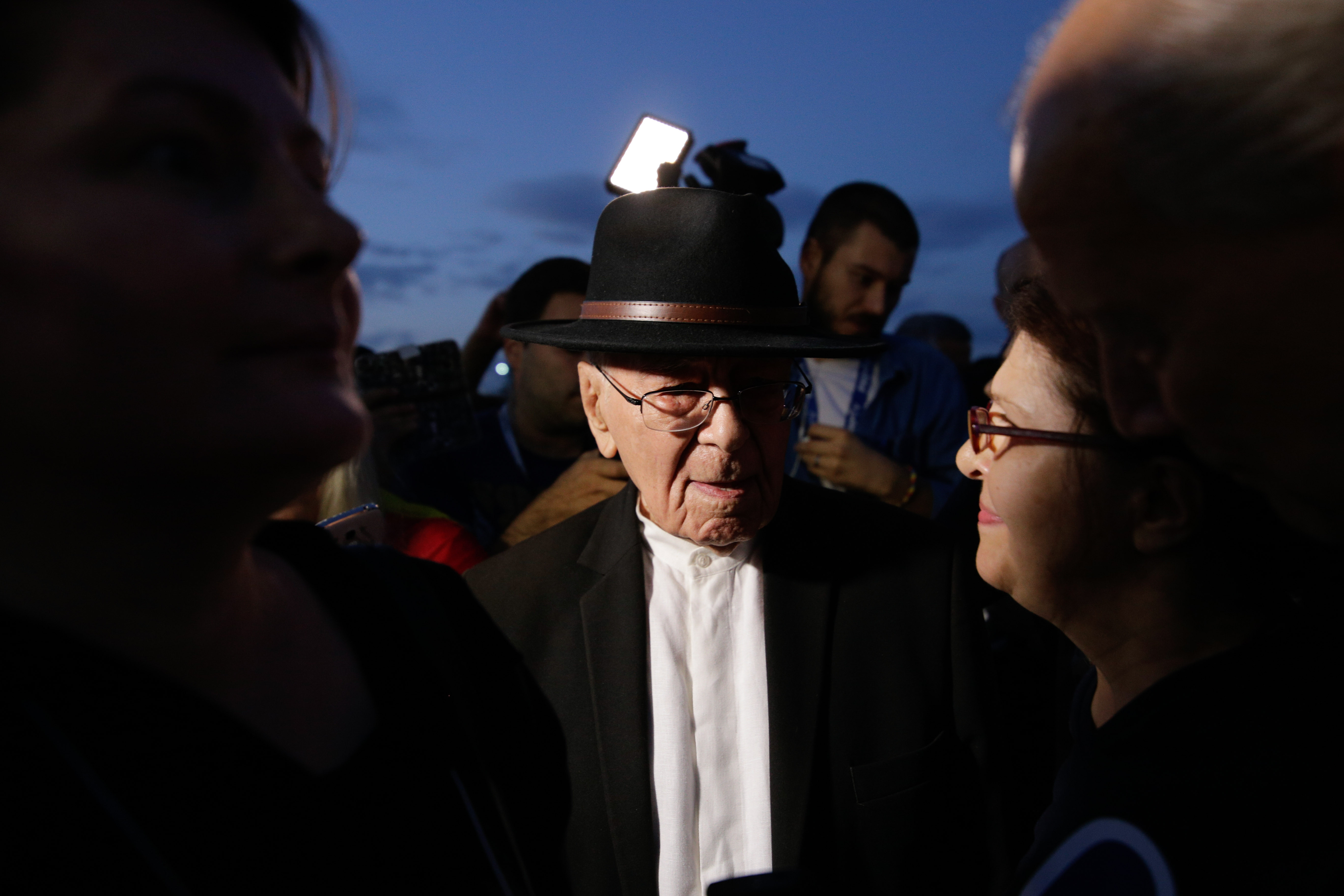 Mesajul lui Mihai Șora pentru victimele din Piața Victoriei: "Să avem răbdare"