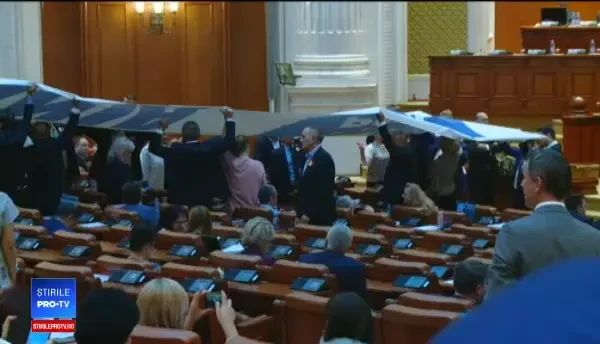 Deficit bugetar uriaș, anunțat fix după moțiune. Ar putea fi introduse noi taxe