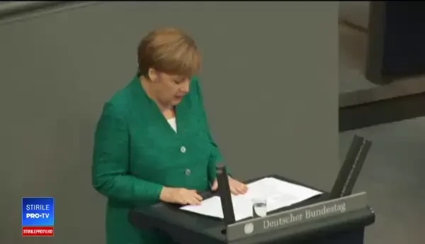 Angela Merkel: Criza migraţiei ar putea decide destinul Uniunii Europene