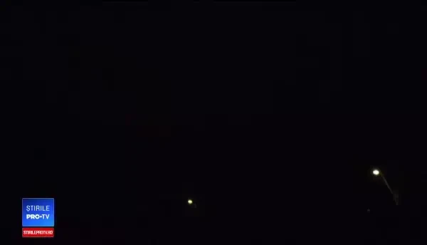 Situație critică după ploile torențiale. Apa a ajuns până la geamurile mașinilor