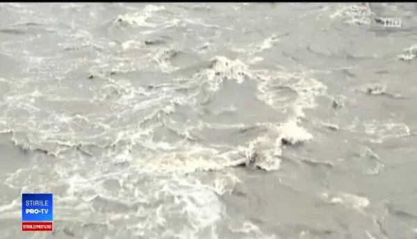 Bilanțul viiturilor în Moldova: 2 persoane au murit, 600 de gospodării au fost distruse