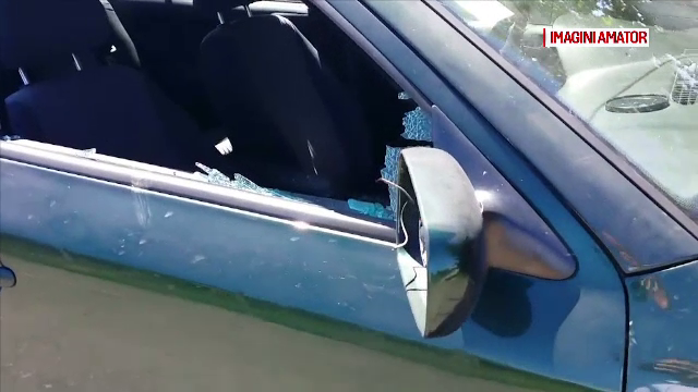 Mașina unui consilier din Slatina, vandalizată. Pagubele produse