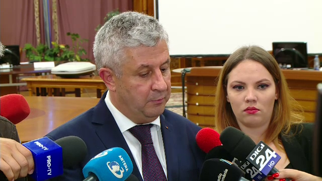 Comisia Iordache a modificat abuzul în serviciu. Opoziţia acuză că este cu dedicaţie pentru Liviu Dragnea