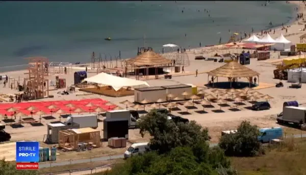 Cerințele neobișnuite ale artiștilor de la Neversea. Vrea să se joace cu el înainte de show