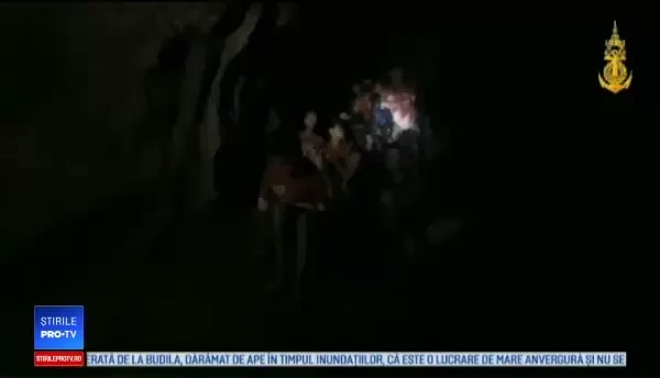 Cei 12 copii blocați în peștera din Thailanda vor fi salvați peste 4 luni