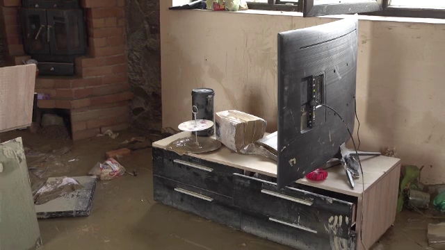 Dezastru după inundațiile din Covasna. Casă construită acum 6 ani, devastată de ape