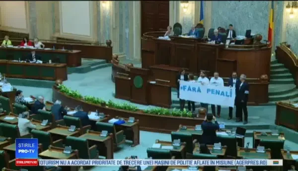 Camera Deputaților, al cărei preşedinte are o condamnare penală definitivă, dezbate modificările finale la Codul Penal