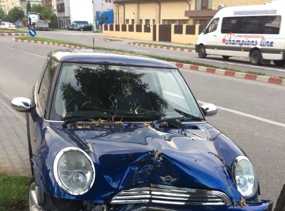 O șoferiță din Dâmbovița s-a urcat băută și drogată la volan. Ce a urmat