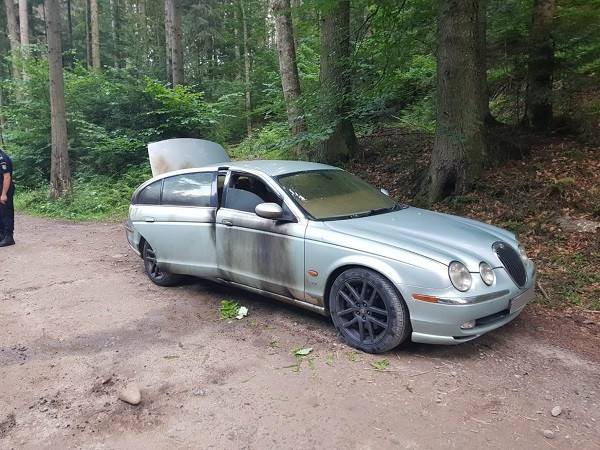 Polițist de frontieră lovit cu mașina. Ce s-a descoperit apoi în autoturismul autorului