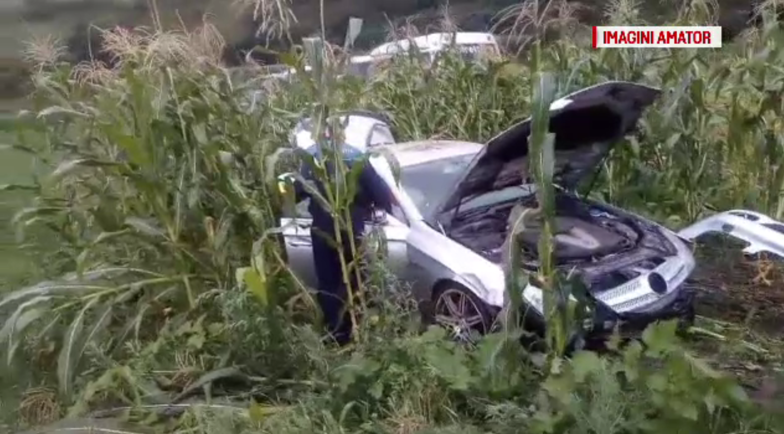 Autocar cu 21 de pasageri, răsturnat în Bistrița-Năsăud. Starea victimelor
