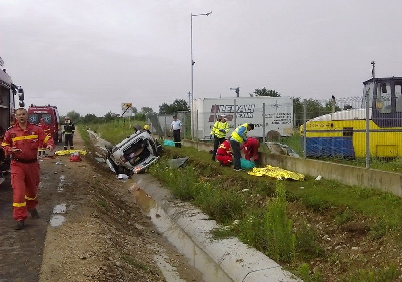 Patru persoane din aceeași familie au murit într-un accident, în Bihor