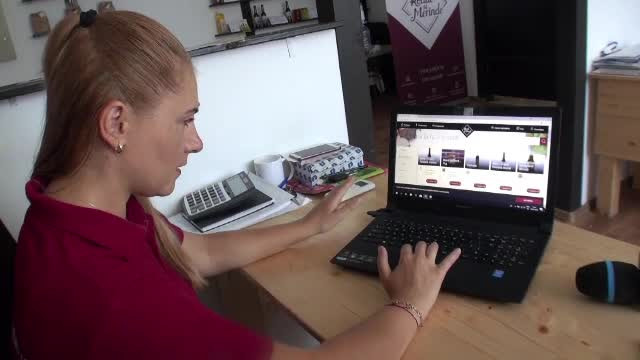 Hub-uri alimentare: produsele, comandate de pe site și livrate acasă gratuit