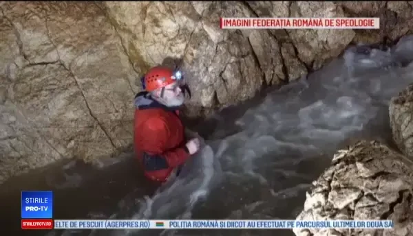 Speologi din 14 țări au explorat peșterile din Țara Hațegului: ”Sunt cele mai frumoase din lume”