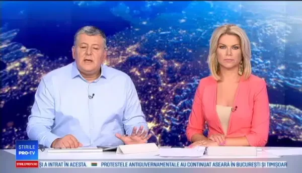 Autobuz plin cu pasageri răsturnat la Sibiu. 32 de oameni duși la spital. VIDEO