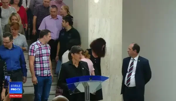 Kovesi: Decretul de revocare lasă un mare semn de întrebare. Mesajul fostului procuror șef al DNA. VIDEO