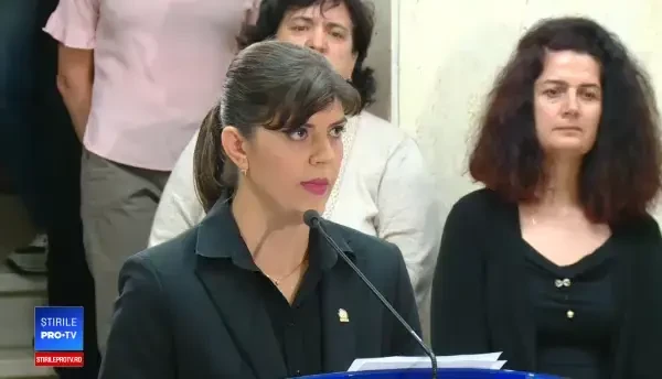 Momentul în care Laura Codruța Kovesi este aplaudată de colegii din DNA. VIDEO
