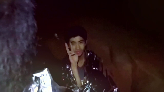 Operațiune de salvare reușită în Thailanda. Cei 12 băieți și antrenorul, scoși afară după 17 zile