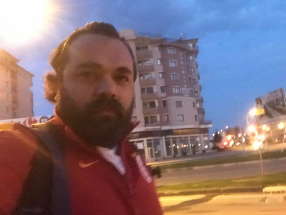 Un fotograf de nunţi l-a bătut pe mire la nuntă. Detaliul care l-a scos din minţi