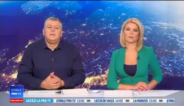 Incendiu violent în Bacău, la sediul a două firme. Ce se afla în hala curprinsă de flăcări