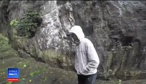 Drumul spre libertate al copiilor din Thailanda: 800 de metri, parcurși în întuneric, printre stânci tăioase