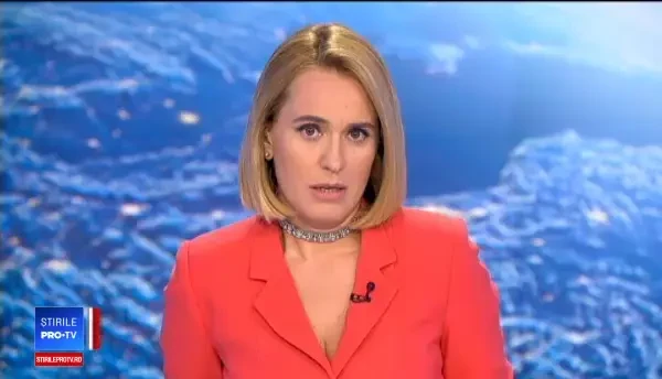 Iohannis cere CCR să discute legile justiţiei după ce se emite opinia Comisiei de la Veneţia