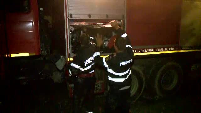 Incendiu într-un apartament din București: "Panică, gălăgie, geamul era închis”