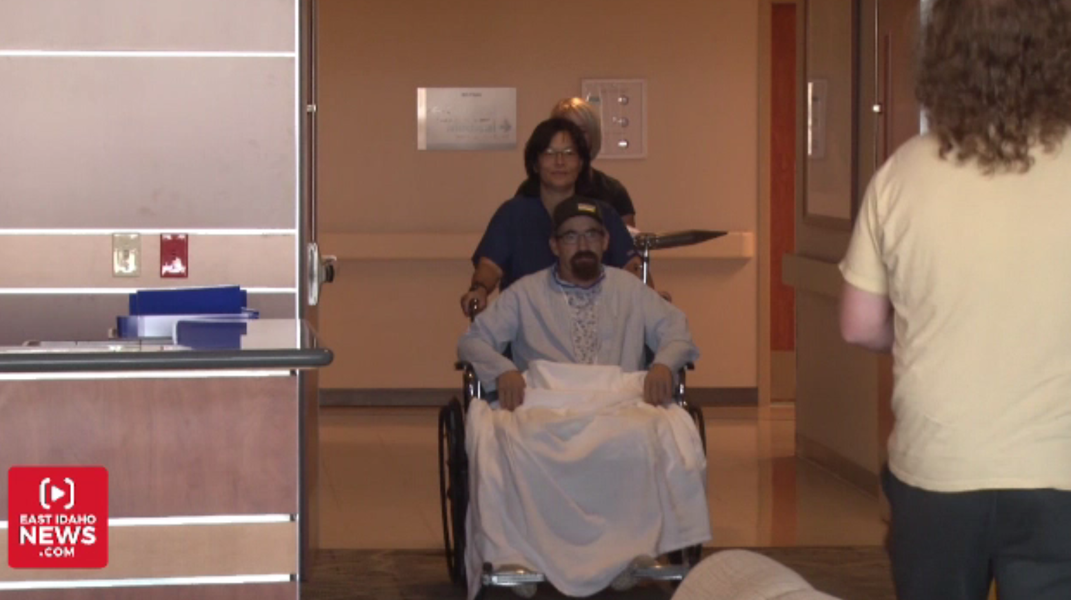 Supraviețuire miraculoasă pentru un bărbat din SUA. Țeapa unui utilaj i-a străpuns pieptul