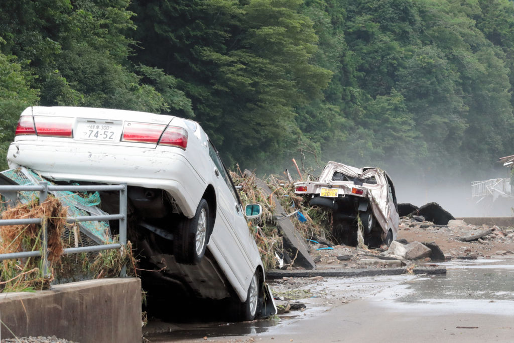 Dezastru în Japonia: 179 de morţi în urma inundațiilor și alunecărilor de teren