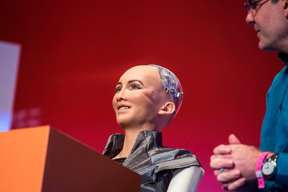 Robotul Sophia a prezis ce națională va câștiga Cupa Mondială de Fotbal. VIDEO