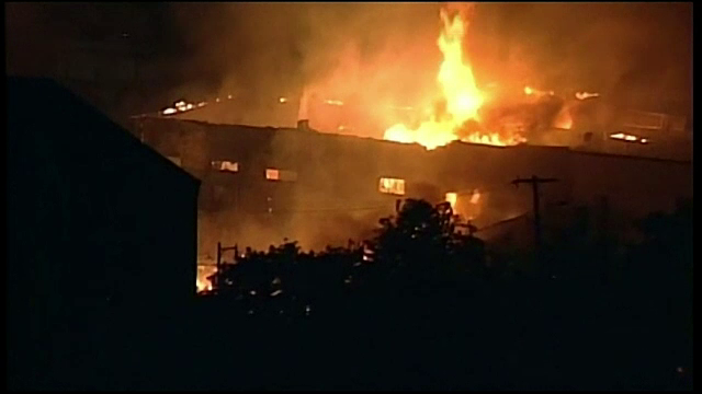 Explozie puternică după ce o echipă de muncitori a fisurat din greşeală o conductă de gaze în SUA