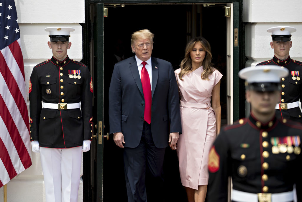 Cum va fi întâmpinat Trump de Regina Elisabeta, în vizita de lucru la Castelul Windsor