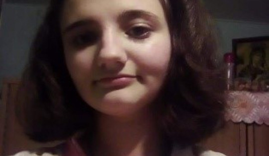 Poliţiştii caută o minoră de 13 ani care a fugit de acasă