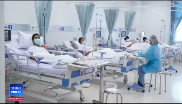 Primele imagini cu copiii salvați din peștera din Thailanda. Cum se simt cei 12 băieți