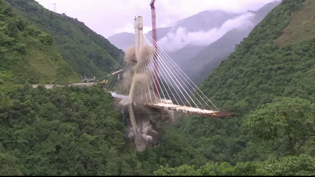 Pod din Columbia dărâmat înainte de inaugurare. Ce s-a descoperit în proiect