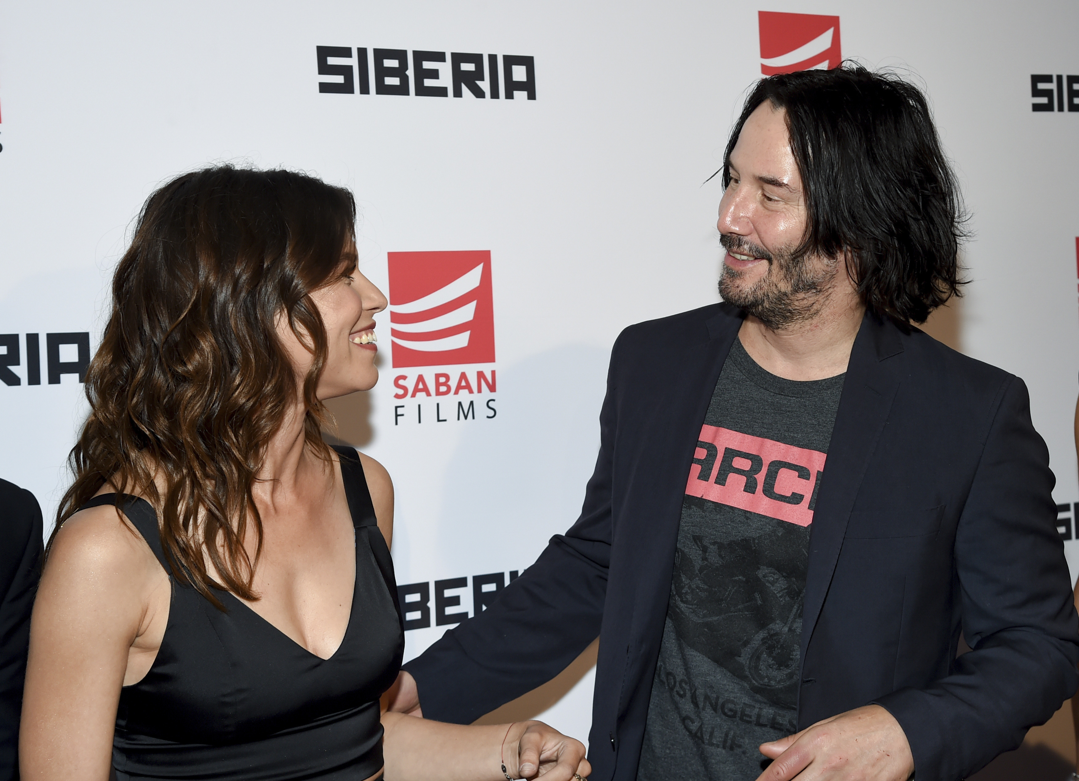 Ana Ularu și Keanu Reeves, la premiera peliculei ”Siberia”, în New York