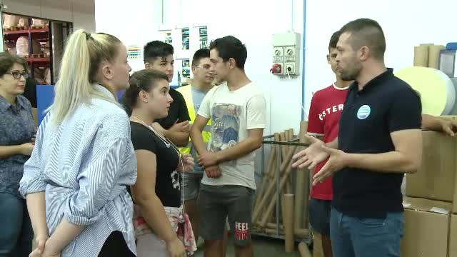 Elevii care au ales școlile de meserii, deși părinții le consideră ”o rușine”
