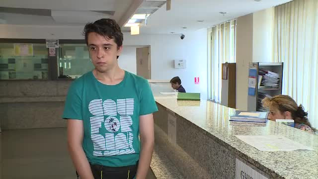 Tinerii care n-au luat BAC-ul, dar s-au grăbit să ia ajutorul de șomaj. Ce salarii cer