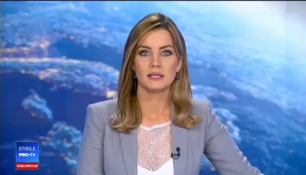 Lebede captive într-un iaz de decantare a produselor petroliere, lângă Ploiești