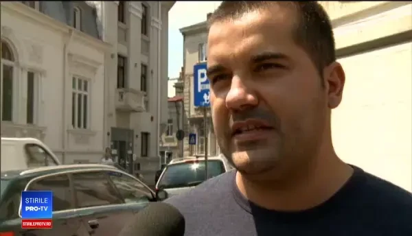 Coșmarul ”declarației unice”. Site-ul ANAF a picat, iar sute de oameni au format coadă la Fisc