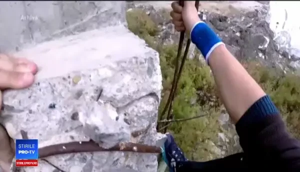 Pe timpul verii, spargerile de locuințe se înmulţesc. Măsuri pentru a evita să fiți jefuiți