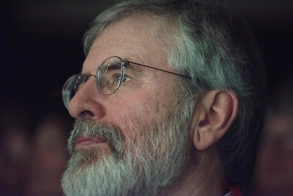 Fostul lider al separatiştilor din Irlanda de Nord, atacat cu bombe pentru "trădare"