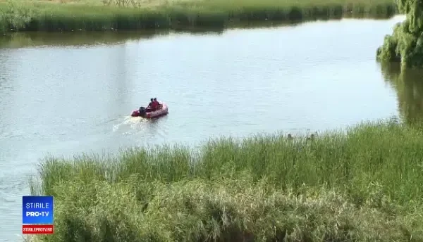 Un pescar din Iaşi s-a înecat sub ochii prietenului său: “A ridicat mâinile şi nu a mai ieşit”