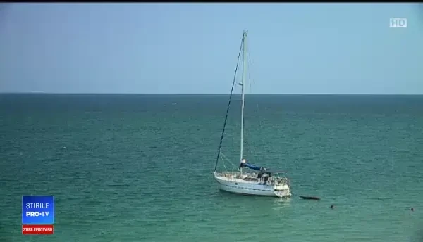 La mare cu cortul. Turiștii plătesc pentru cazare de 10 ori mai puțin decât la hotel